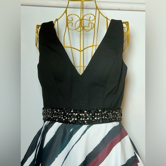 NWT Maslavi Jovani A-Line Black Striped Cocktail Dress, Beaded Waist & Pockets 4 - Picture 4 of 16